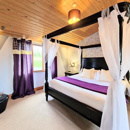 فيلا Ochil 8 With Private Hot Tub - Fife - Loch Leven - Lomond Hills Kelty المظهر الخارجي الصورة