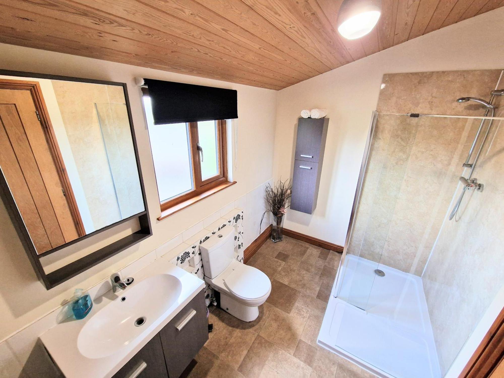 فيلا Ochil 8 With Private Hot Tub - Fife - Loch Leven - Lomond Hills Kelty المظهر الخارجي الصورة