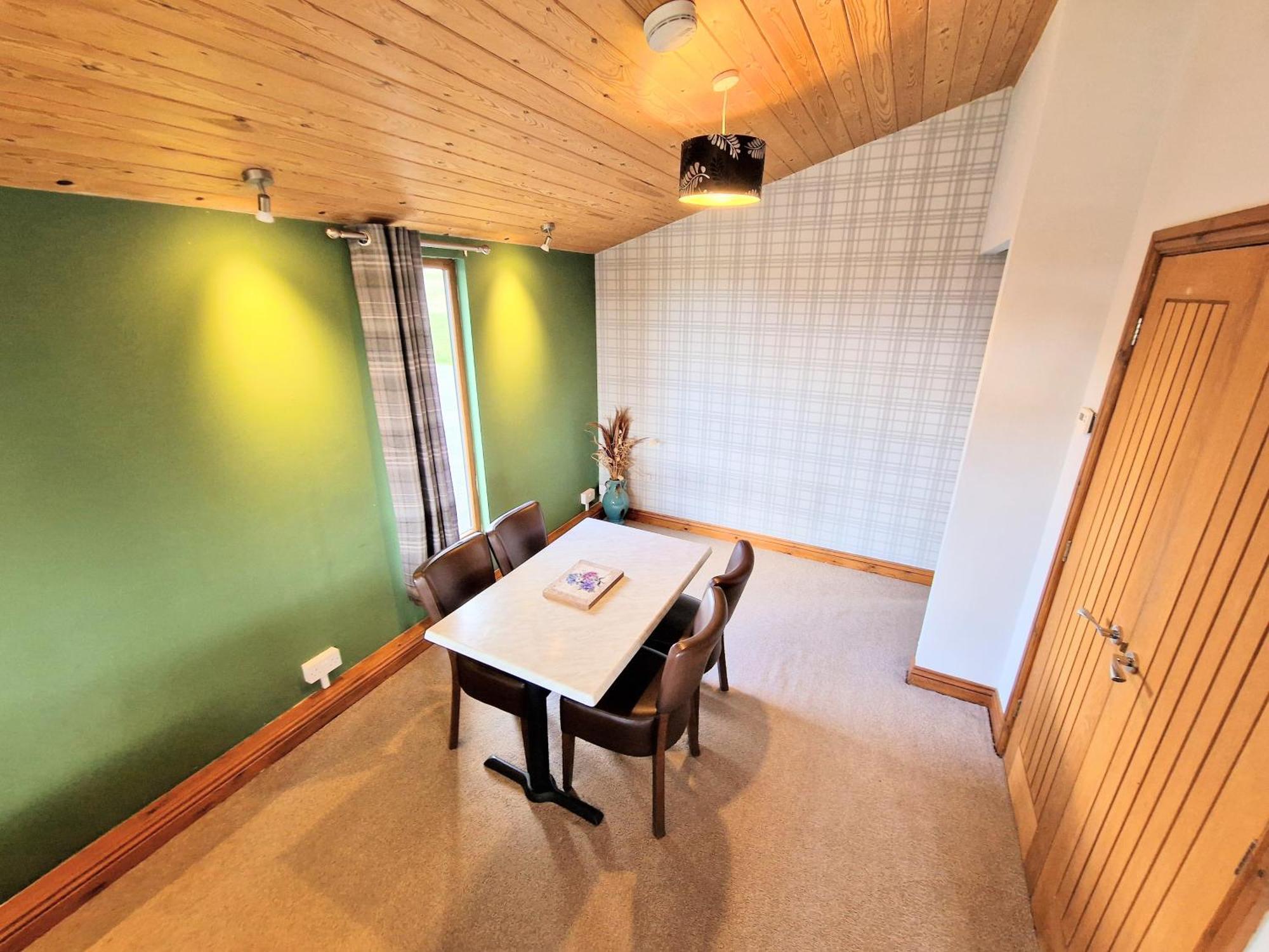 فيلا Ochil 8 With Private Hot Tub - Fife - Loch Leven - Lomond Hills Kelty المظهر الخارجي الصورة